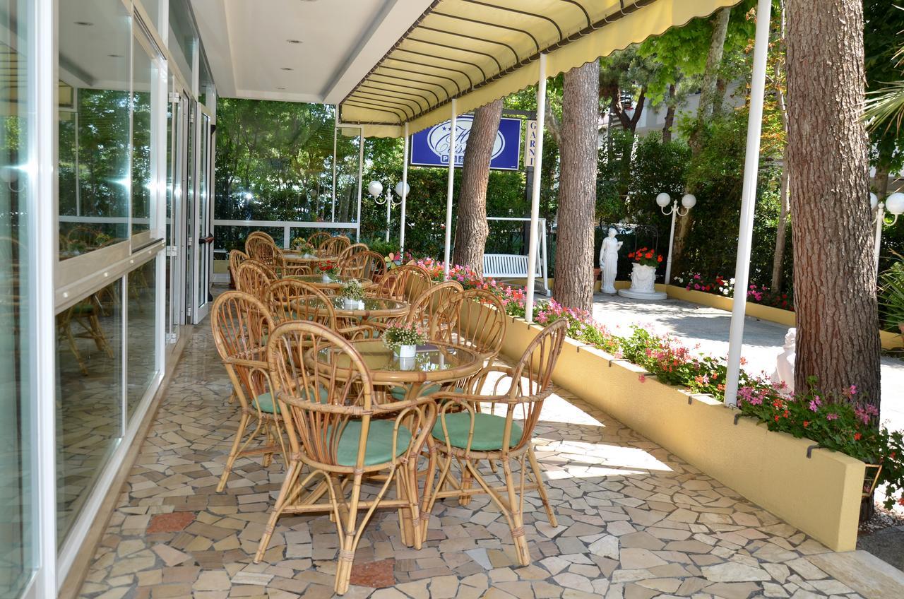 Hotel Cristina Hospitality Centrale (Adults Only) Riccione Bagian luar foto