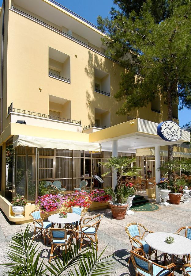 Hotel Cristina Hospitality Centrale (Adults Only) Riccione Bagian luar foto