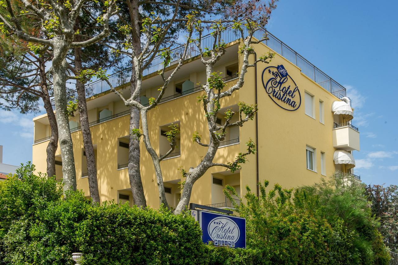 Hotel Cristina Hospitality Centrale (Adults Only) Riccione Bagian luar foto